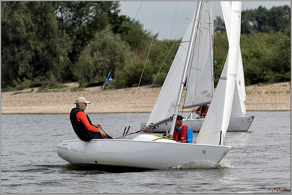 100 Jahre Rheinwoche 2022 - 2. Wettfahrt  Hitdorf - Duesseldorf, 03.06.2022,